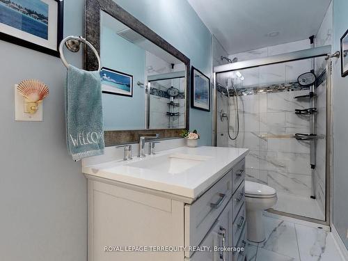 355 Giddings Cres, Milton, ON - Indoor Photo Showing Bathroom