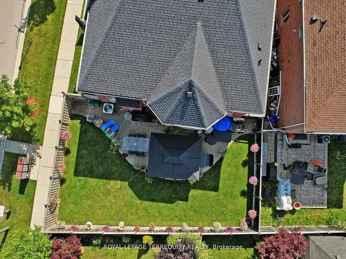 355 Giddings Cres, Milton, ON - Outdoor