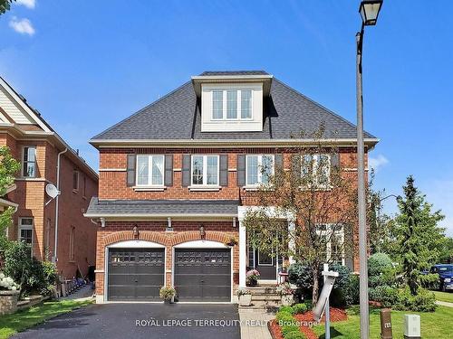 355 Giddings Cres, Milton, ON - Outdoor With Facade