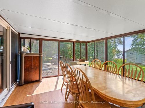 170 Sturgeon Glen Rd, Kawartha Lakes, ON - Indoor Photo Showing Dining Room