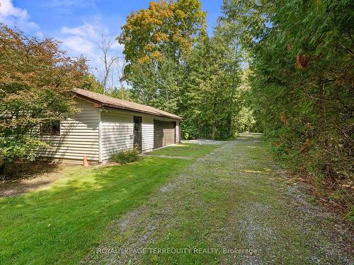 170 Sturgeon Glen Rd, Kawartha Lakes, ON - Outdoor