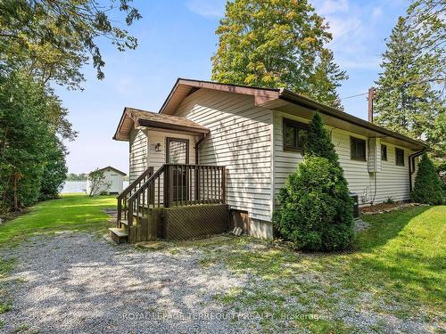 170 Sturgeon Glen Rd, Kawartha Lakes, ON - Outdoor With Deck Patio Veranda