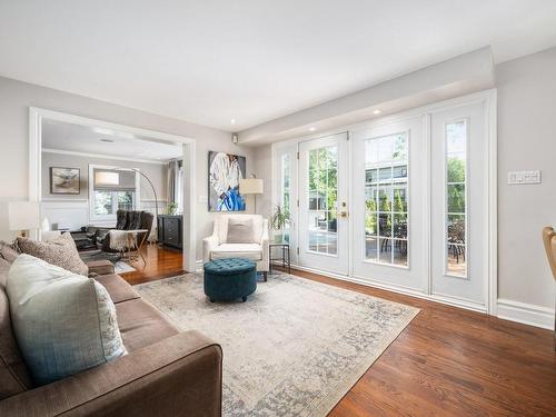 Family room - 15 Cours Laurier, Beaconsfield, QC - Indoor Photo Showing Living Room