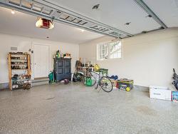 Garage - 