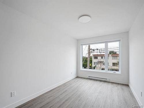 Bedroom - 9409 Av. Larose, Montréal (Villeray/Saint-Michel/Parc-Extension), QC - Indoor