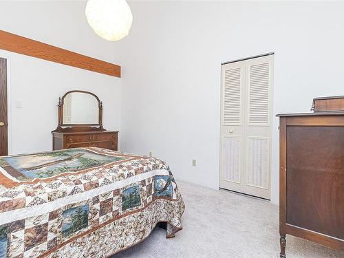 419-1005 Mckenzie Ave, Saanich, BC - Indoor Photo Showing Bedroom