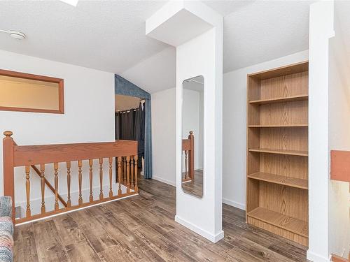 419-1005 Mckenzie Ave, Saanich, BC - Indoor