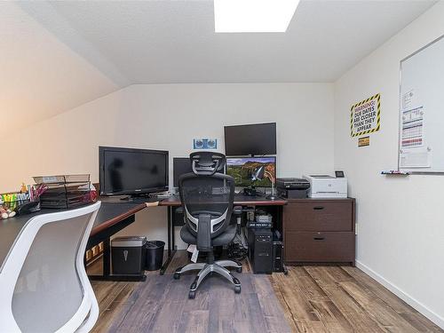 419-1005 Mckenzie Ave, Saanich, BC - Indoor Photo Showing Office