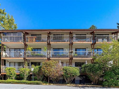 419-1005 Mckenzie Ave, Saanich, BC - Outdoor