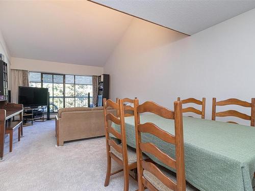 419-1005 Mckenzie Ave, Saanich, BC - Indoor Photo Showing Other Room