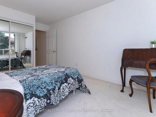 309-1200 Don Mills Rd, Toronto, ON - Indoor Photo Showing Bedroom