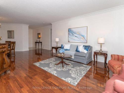 309-1200 Don Mills Rd, Toronto, ON - Indoor Photo Showing Living Room