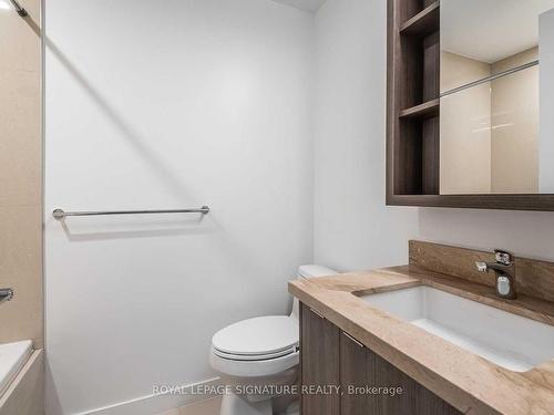 518-115 Blue Jays Way, Toronto, ON - Indoor Photo Showing Bathroom