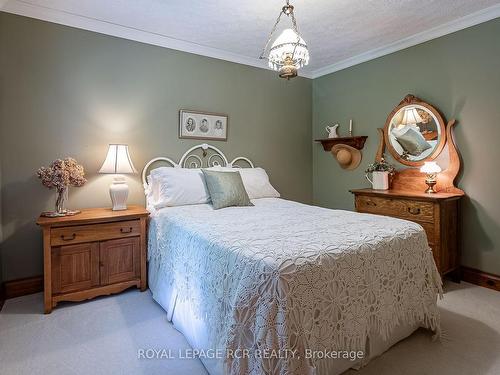 838051 4Th Line E, Mulmur, ON - Indoor Photo Showing Bedroom