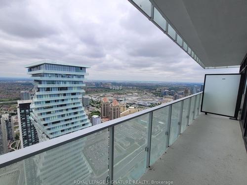 6002-3883 Quartz Rd, Mississauga, ON - Outdoor With View With Exterior