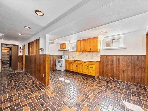 270 Beta St, Toronto, ON - Indoor Photo Showing Kitchen