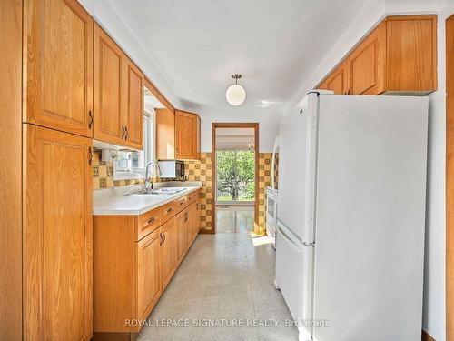 270 Beta St, Toronto, ON - Indoor Photo Showing Kitchen