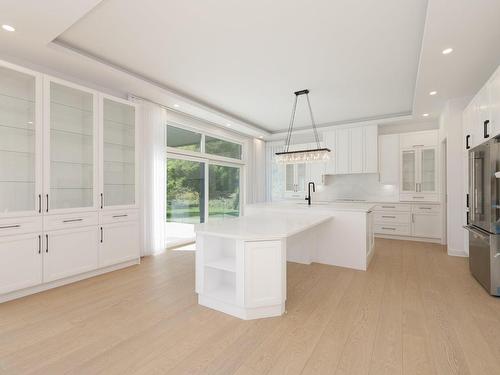 Cuisine - 108 Rue D'Oxford, Hudson, QC - Indoor Photo Showing Kitchen With Upgraded Kitchen