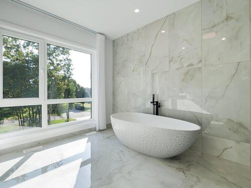 Chambre Ã  coucher principale - 108 Rue D'Oxford, Hudson, QC - Indoor Photo Showing Bathroom