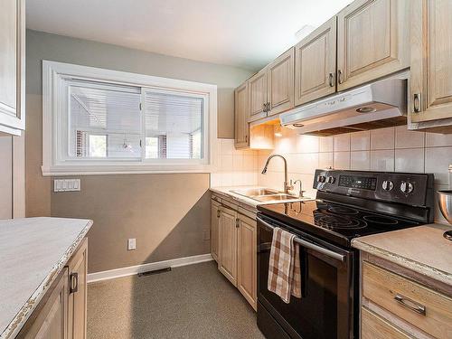 Kitchen - 112 Rue Nelson, Cowansville, QC - Indoor Photo Showing Kitchen With Double Sink