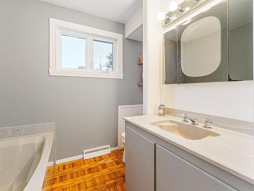 Bathroom - 112 Rue Nelson, Cowansville, QC - Indoor Photo Showing Bathroom