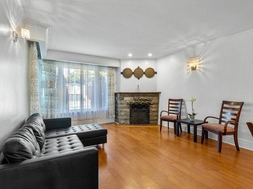 Salon - 2140 Ch. Lucerne, Mont-Royal, QC - Indoor Photo Showing Living Room With Fireplace