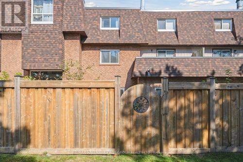 108 - 275 Manse Road, Toronto (West Hill), ON - Outdoor With Exterior