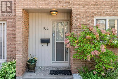 108 - 275 Manse Road, Toronto, ON - Outdoor With Exterior