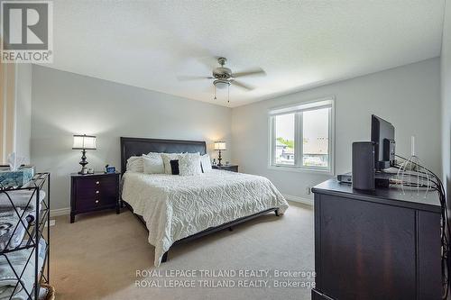 337 Plane Tree Drive, London, ON - Indoor Photo Showing Bedroom