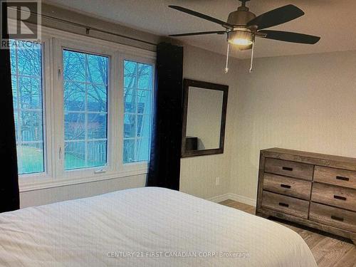 88 Homestead Crescent, London, ON - Indoor Photo Showing Bedroom