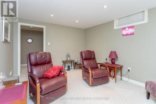 32 Vincent Crescent, London, ON - Indoor