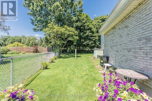 32 Vincent Crescent, London, ON - Outdoor