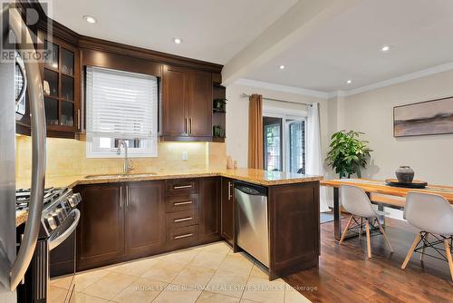 40 Rogers Road, Toronto, ON - Indoor Photo Showing Kitchen With Upgraded Kitchen