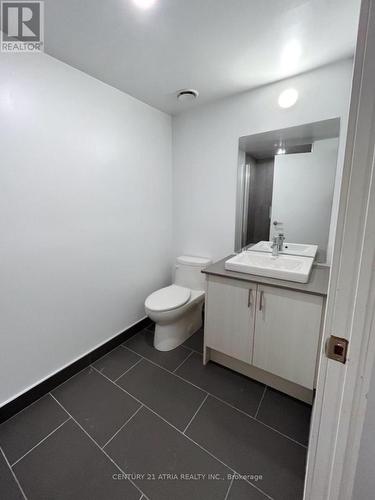 410 - 1195 The Queensway, Toronto, ON - Indoor Photo Showing Bathroom