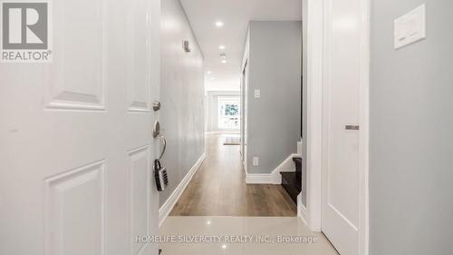 28 - 1616 Haig Boulevard, Mississauga, ON - Indoor Photo Showing Other Room