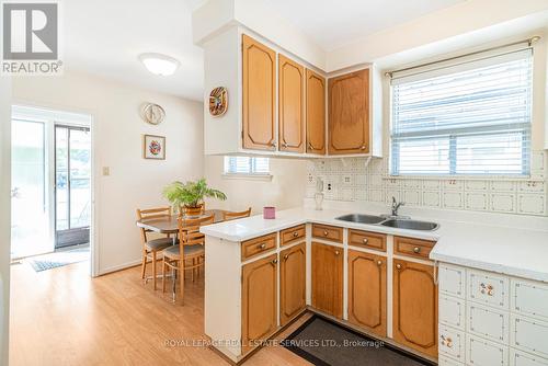 48 Faversham Crescent, Toronto, ON - Indoor Photo Showing Kitchen With Double Sink