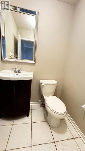 94 Ravenscliffe Court, Brampton, ON - Indoor Photo Showing Bathroom