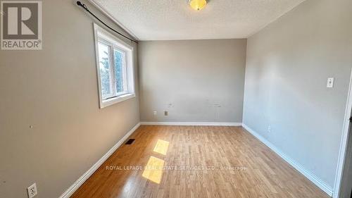 94 Ravenscliffe Court, Brampton, ON - Indoor Photo Showing Other Room