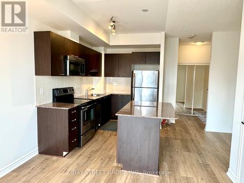 2806 - 385 Prince Of Wales Drive, Mississauga, ON - Indoor Photo Showing Kitchen