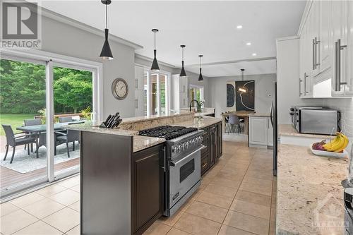 1882 Rocklane Drive, Kanata, ON - Indoor Photo Showing Kitchen With Upgraded Kitchen