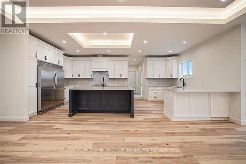 784 Daniel Crain Drive, Drummond/North Elmsley, ON - Indoor Photo Showing Kitchen With Upgraded Kitchen