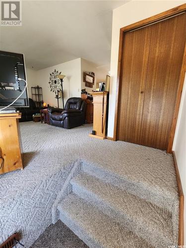 305 9Th Avenue, Broadview, SK - Indoor Photo Showing Bedroom