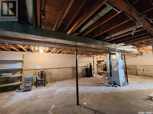 305 9Th Avenue, Broadview, SK - Indoor Photo Showing Basement