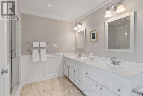 11 Gibson Place, Port Hope, ON - Indoor Photo Showing Bathroom