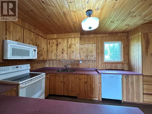 115 Sandy Point Road, Norris Arm, NL - Indoor Photo Showing Kitchen