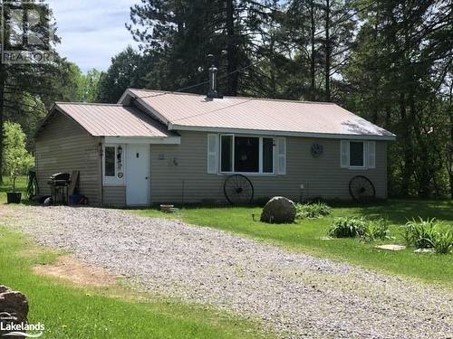 25 Doe Lake Road, Armour, ON - Outdoor