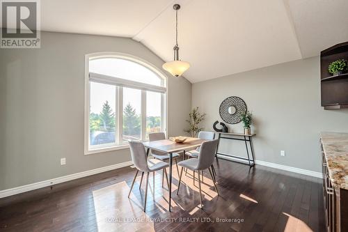 40 Ingram Drive, Guelph (Waverley), ON - Indoor Photo Showing Dining Room