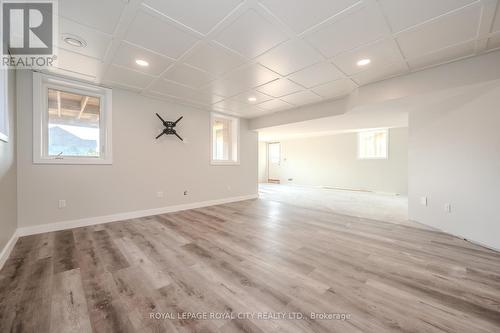 40 Ingram Drive, Guelph (Waverley), ON - Indoor Photo Showing Other Room