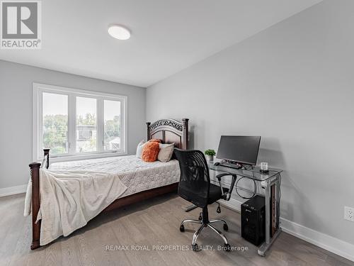 312 Anderson Avenue, Oshawa (Mclaughlin), ON - Indoor Photo Showing Bedroom