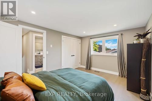 827 Fernhill Boulevard, Oshawa (Northglen), ON - Indoor Photo Showing Bedroom